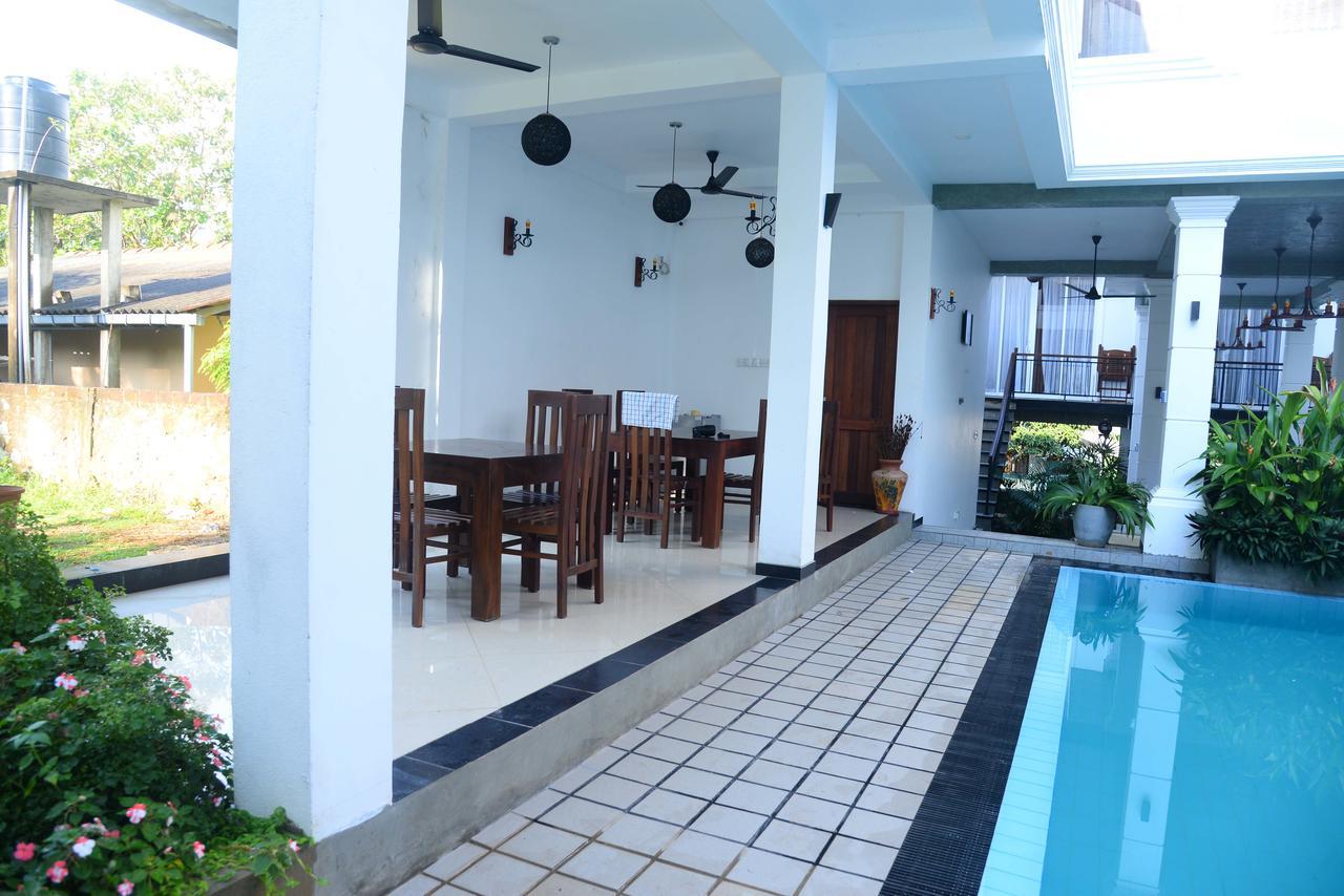 Hikka Boutique Hotel Narigama Bagian luar foto