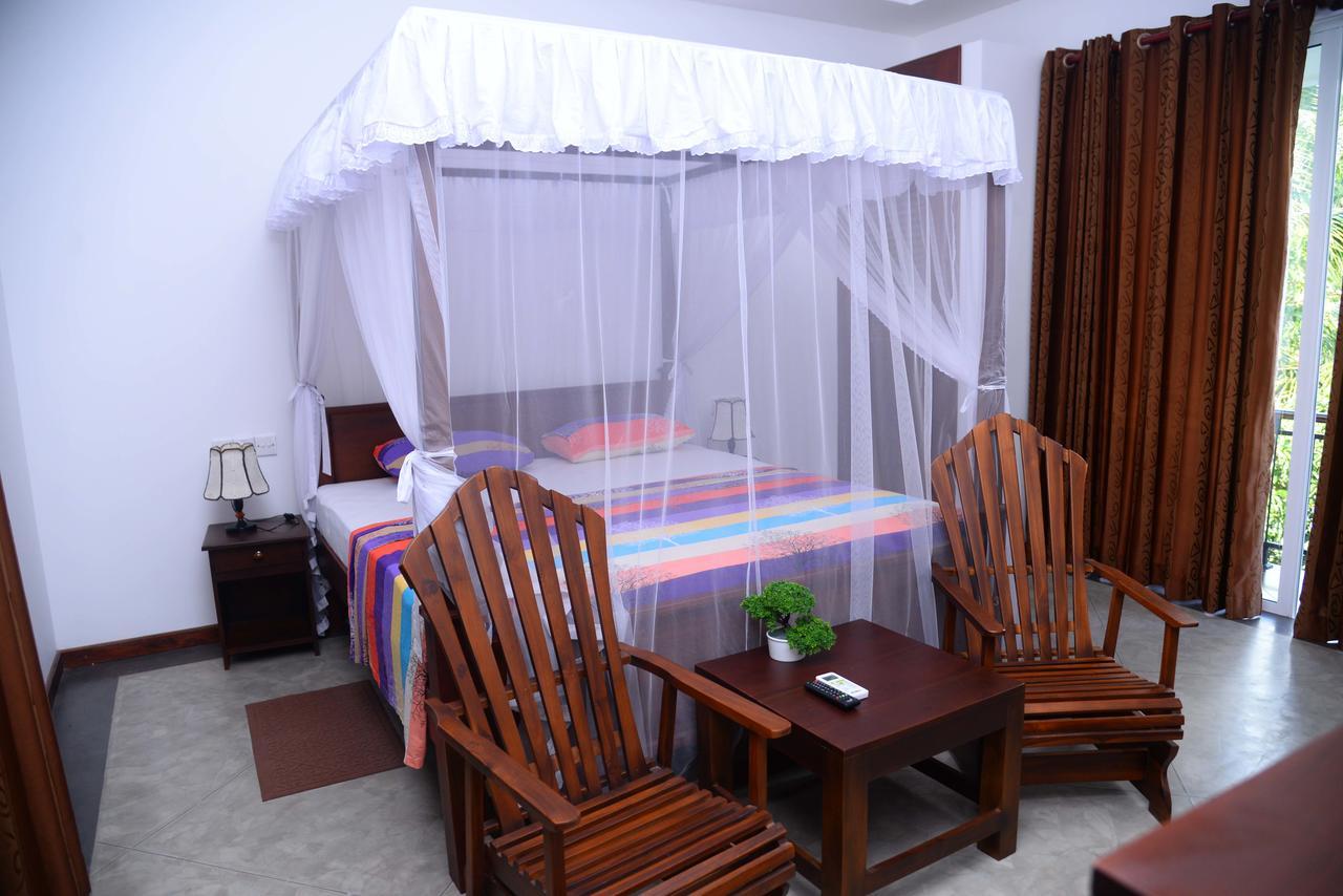 Hikka Boutique Hotel Narigama Bagian luar foto