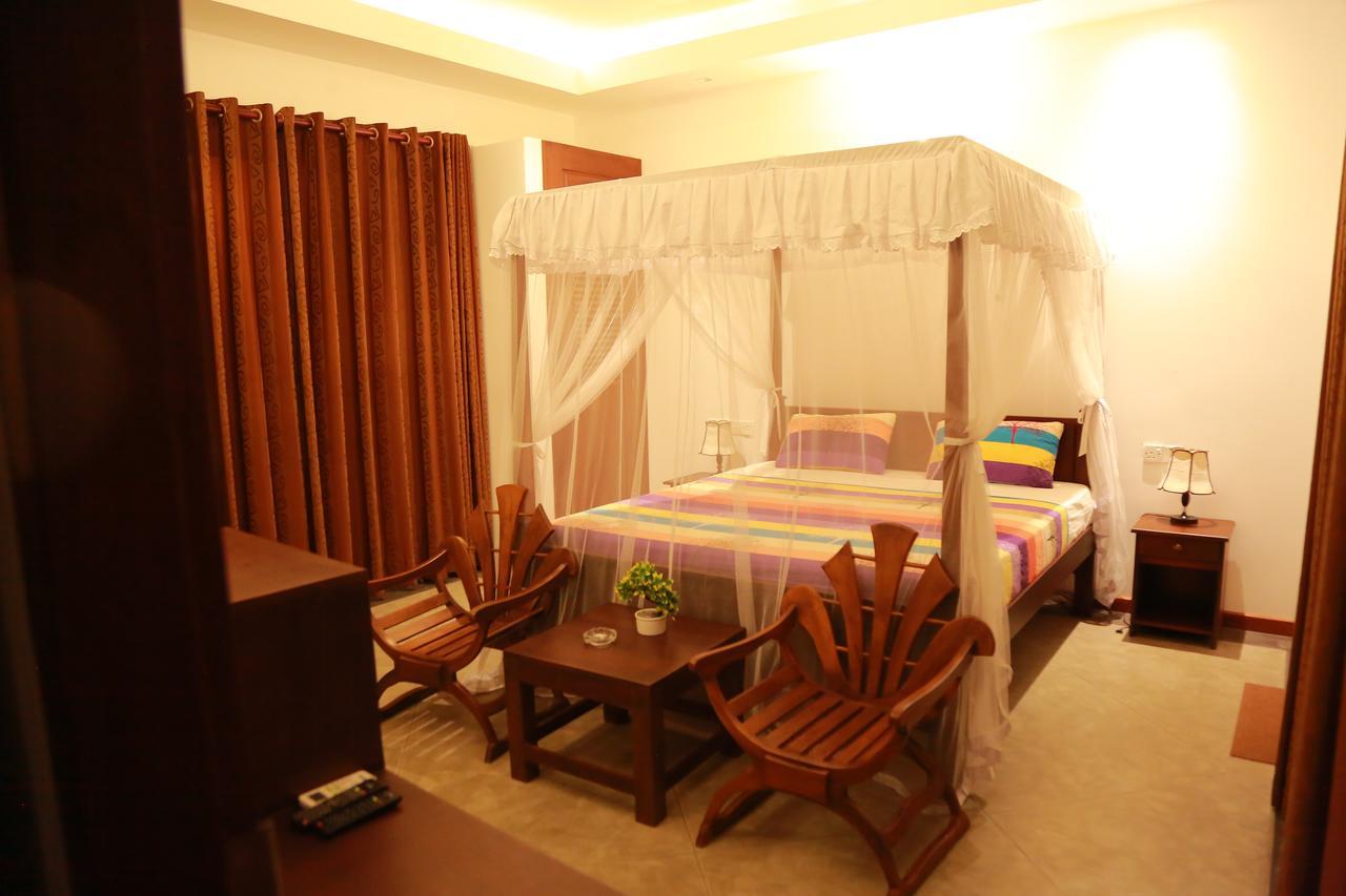 Hikka Boutique Hotel Narigama Bagian luar foto