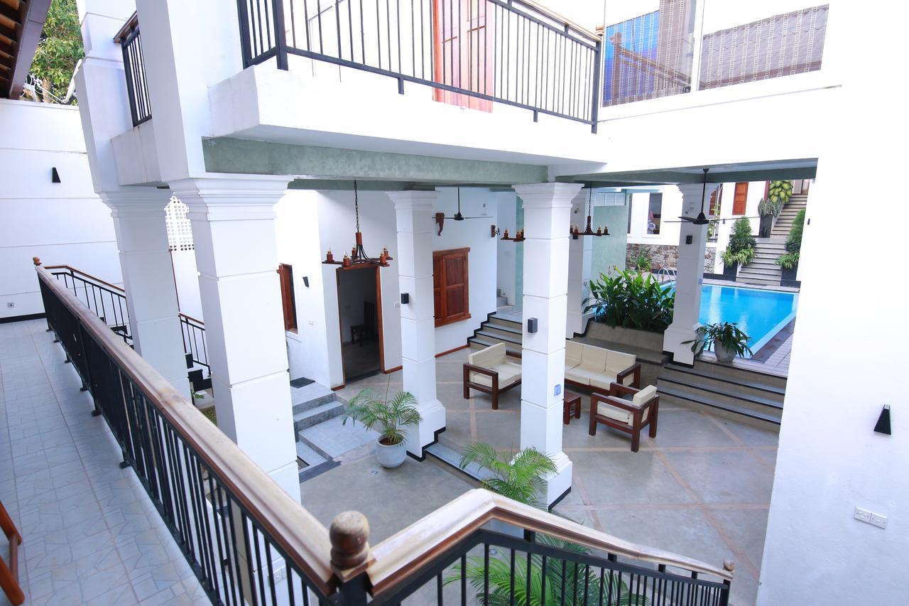 Hikka Boutique Hotel Narigama Bagian luar foto