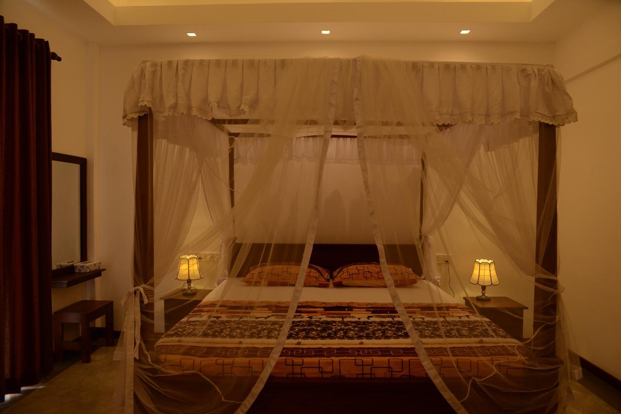 Hikka Boutique Hotel Narigama Bagian luar foto