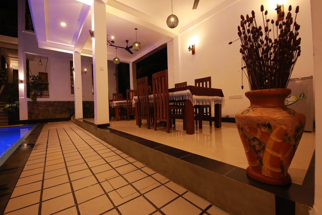 Hikka Boutique Hotel Narigama Bagian luar foto